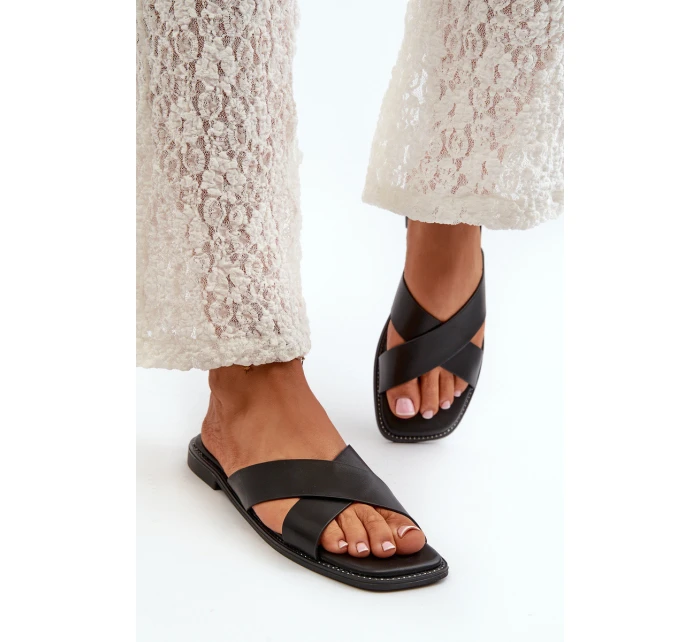 Dámské Sandály Na Ploché Podrážce Z Eko Kůže model 21664525 Černé - S.Barski