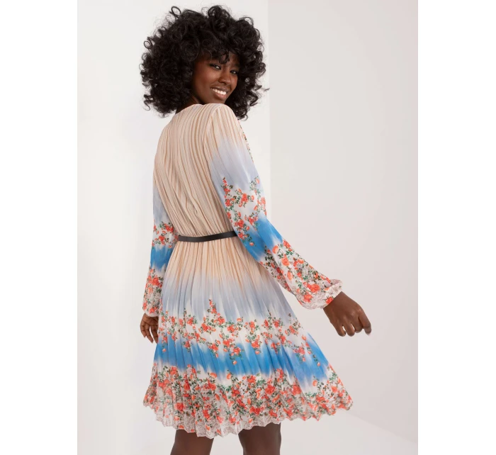 Šaty DHJ SK 10201 1.85 svetlo béžová Šaty DHJ SK 10201 1.85 svetlo béžová