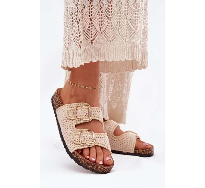 Papuče model 214732 Krok vo veľkom štýle