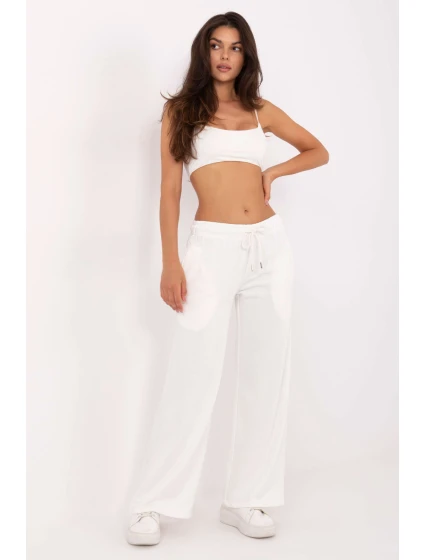 Tepláky model 216517 Relevantnosť