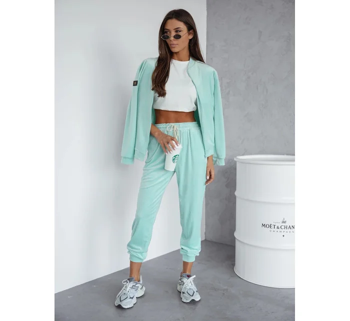 Dámska velúrová súprava s mikinou na zips mentolová (768)