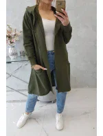 Kaki bunda s kapucňou nadmernej veľkosti