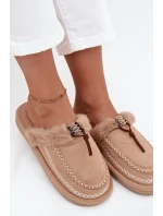 Dámske kožušinové papuče s kožušinou a výšivkou - béžové Perivelle Dámske kožušinové papuče s kožušinou a výšivkou - béžové Perivelle