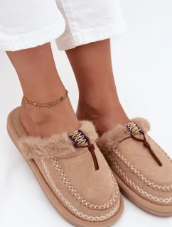 Dámske kožušinové papuče s kožušinou a výšivkou - béžové Perivelle