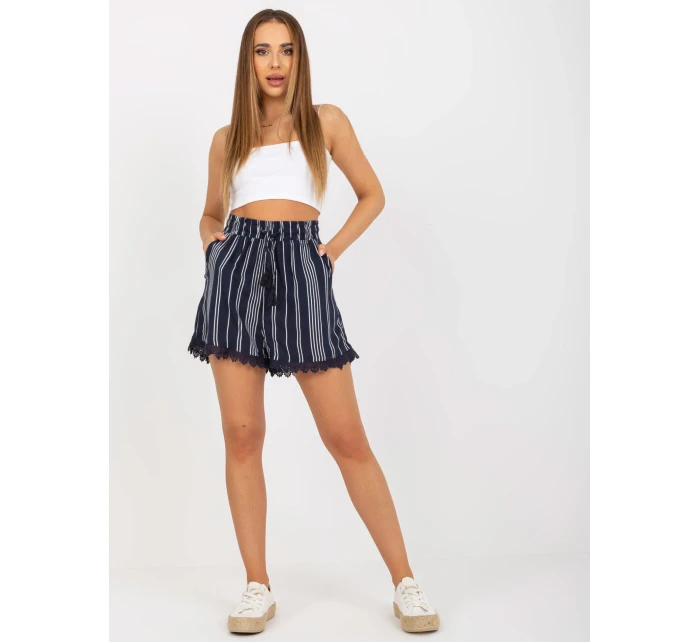 Šortky D73771M62233KA námornícka modrá