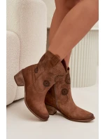 Semišové kožené dámské boty s výřezy na podpatku model 21713168 hnědé - Zazoo