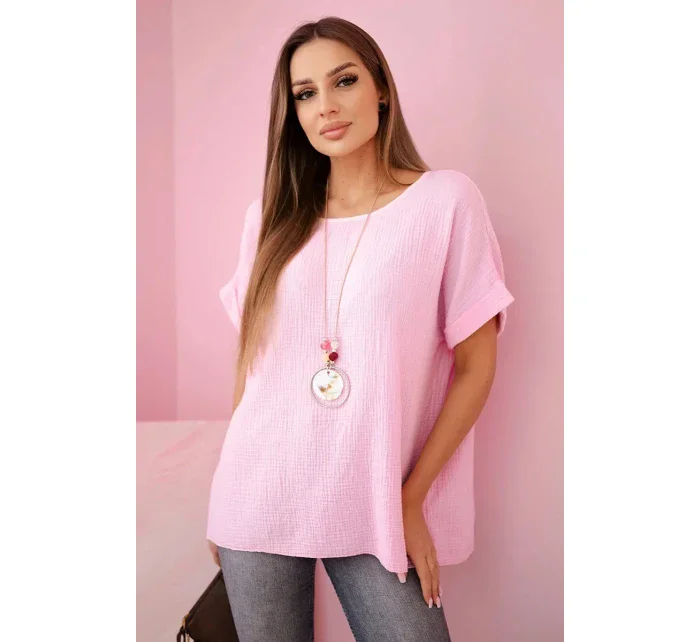 Mušelínová halenka s náhrdelníkem bonbónově růžová Mušelínová halenka s náhrdelníkem bonbónově růžová