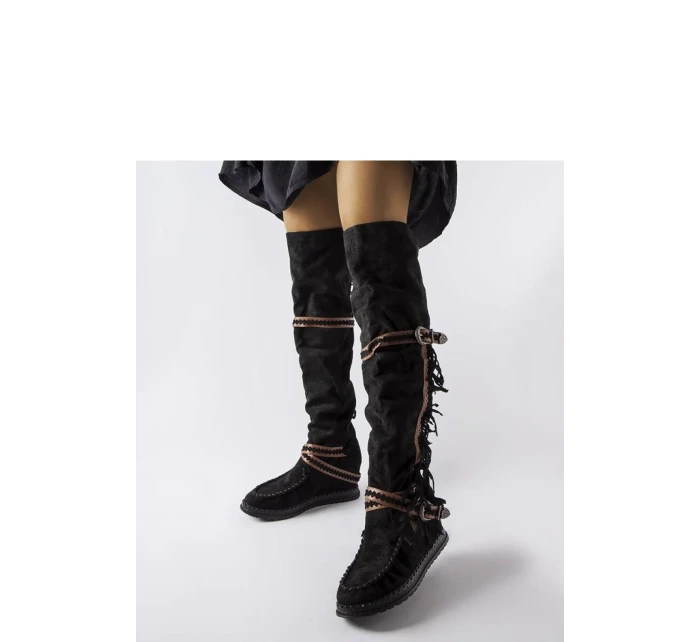 Čižmy na klinovom podpätku model 205788 Solea