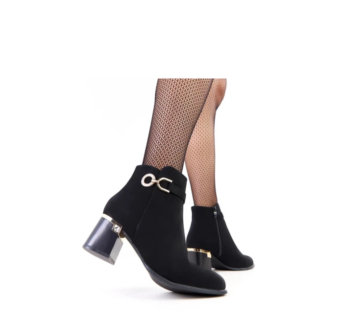 Topánky na podpätku model 218813 Solea