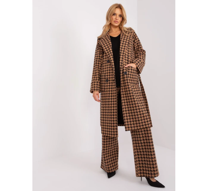 Płaszcz LK PL model 21228956 camelowy - FPrice Płaszcz LK PL model 21228956 camelowy - FPrice