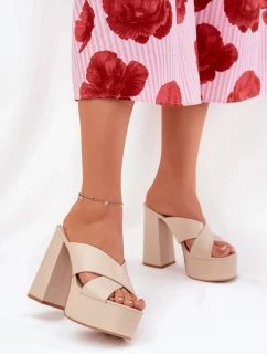 Dámske sandále na platforme s klinovým podpätkom 6874 Beige - Ideal Shoes
