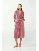 Dámský sametový župan model 21782935 Pudr růžová - Vamp Dámský sametový župan model 21782935 Pudr růžová - Vamp