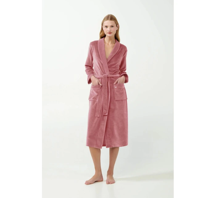 Dámský sametový župan model 21782935 Pudr růžová - Vamp Dámský sametový župan model 21782935 Pudr růžová - Vamp