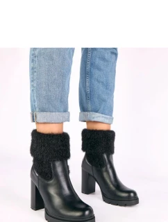 Topánky na podpätku model 221642 Solea