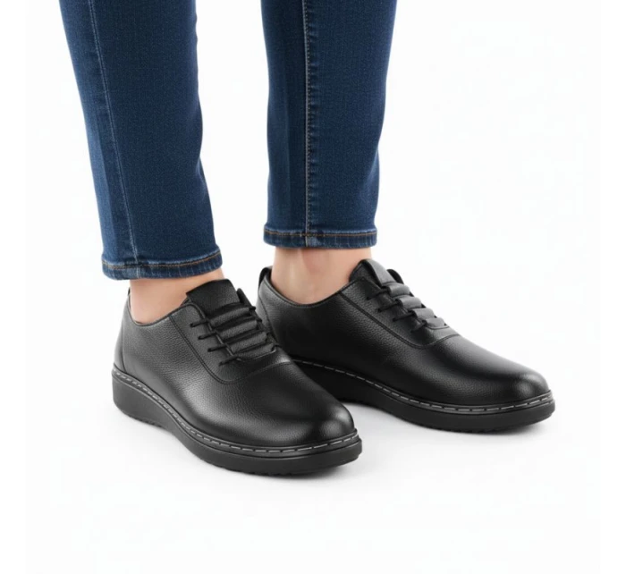 Dámska pohodlná poltopánka čierna UNISOFT 5933