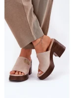 Klapki Damskie Na Masywnym Obcasie Ze Złotym Detalem Vinceza 17400 Beżowe