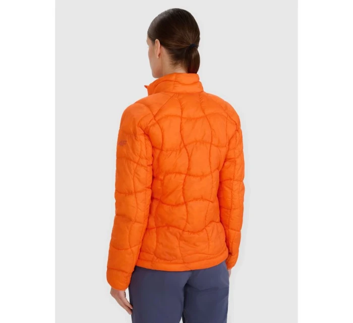 Dámska trekingová bunda 4F 4FWSS25TDJAF531-70S s Primaloft Silver Dámska trekingová bunda 4F 4FWSS25TDJAF531-70S s Primaloft Silver