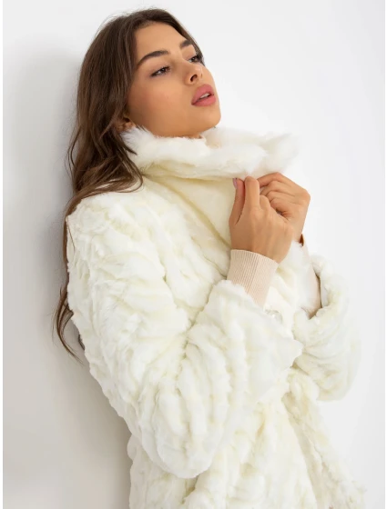 Bunda AT KR A02 22 1.95P biela