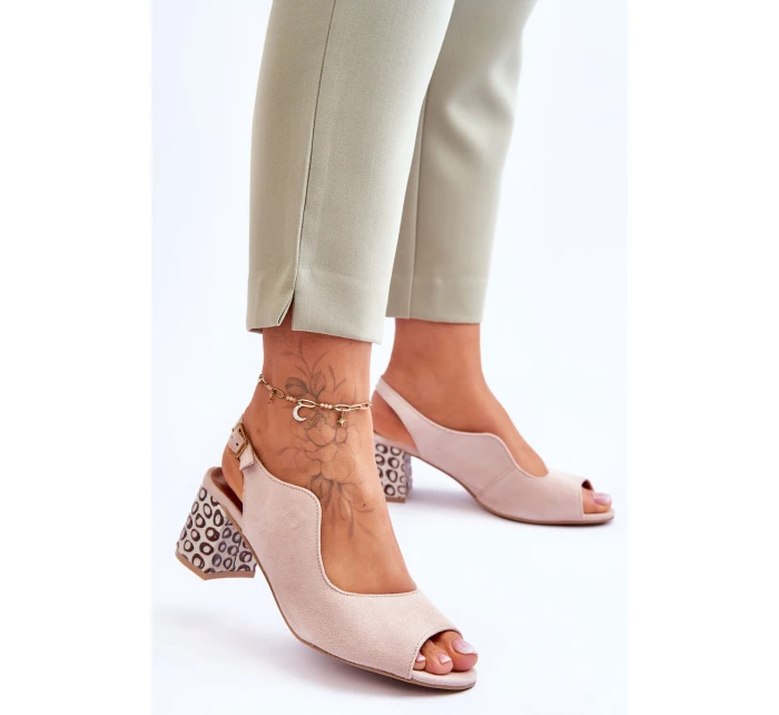 Dámské semišové sandály na podpatku model 21619303 Béžová - Maciejka