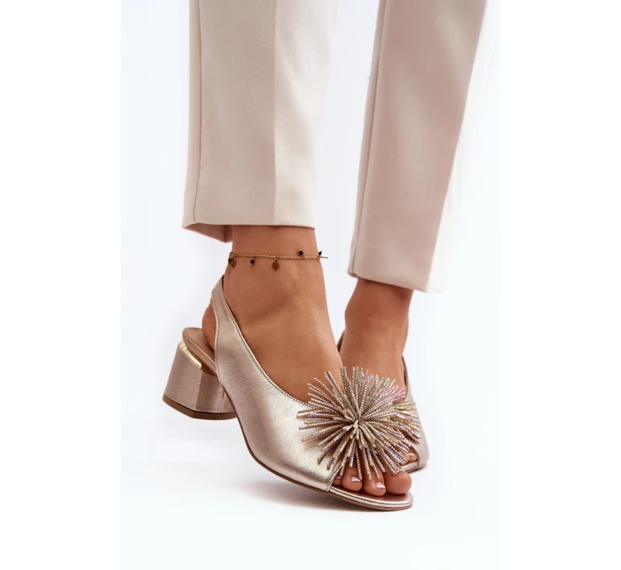 Skórzane Sandały Z Ozdobą Laura Messi 2719 Złote