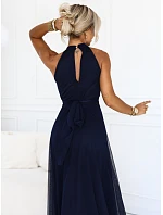 Elegantní maxi večerní šaty na ramínka s a zavazováním v pase tmavě modré model 22210933 - numoco basic