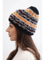 Dámská zimní vlněná čepice s ozdobnými krystalky K399 černá Dámská zimní vlněná čepice s ozdobnými krystalky K399 černá