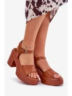 Dámské Sandály Na Podpatku A Platformě Z Eko Kůže Camel model 21687160 - Boto