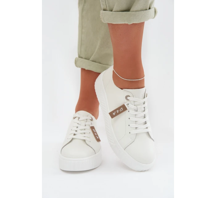 Dámské tenisky z přírodní kůže D&A GR61-5591 bílé