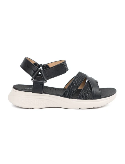 Praktické čierne sandále na platforme pre ženy Praktické čierne sandále na platforme pre ženy