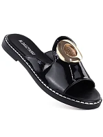 Dámské černé lakované žabky s ozdobou M.Daszynski model 22072506 - M. Daszyński