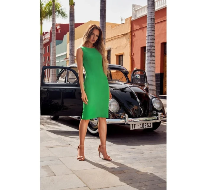 M667 Šaty Shaeth s ozdobnou retiazkou na chrbte - zelené M667 Šaty Shaeth s ozdobnou retiazkou na chrbte - zelené