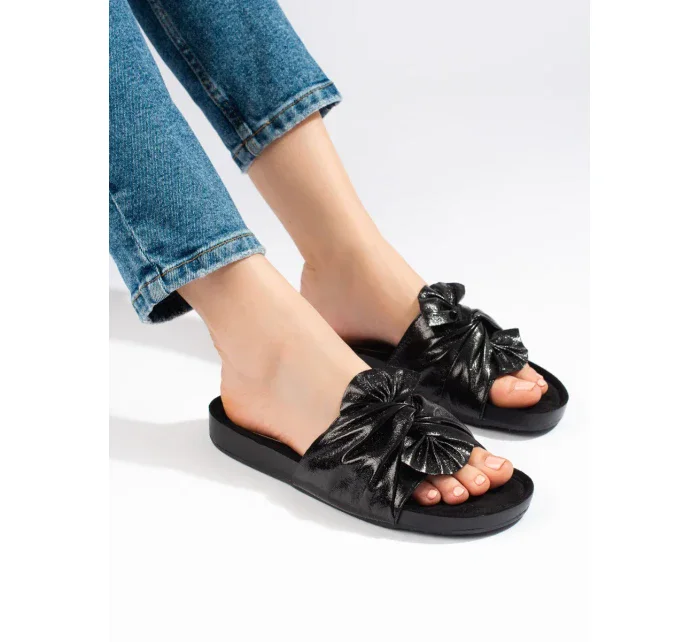 Klasické dámské nazouváky černé bez podpatku Klasické dámské nazouváky černé bez podpatku