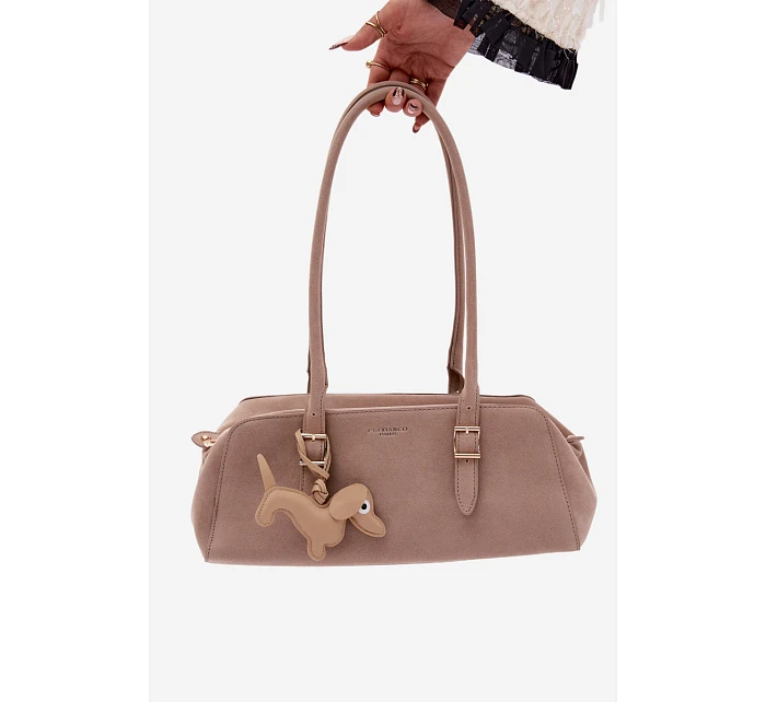 Kabelka z imitace semiše s přívěskem béžová model 22111592 - Flora&Co