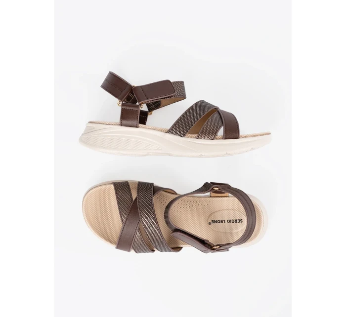 Vynikajúce hnedé sandále na platforme pre ženy Vynikajúce hnedé sandále na platforme pre ženy