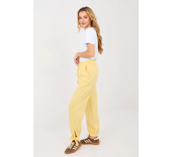 Tepláky model 223782 Taliansko Moda