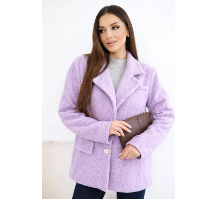 Dámska bunda z mäkkej jahňacej kože s golierom jasne fialovej farby