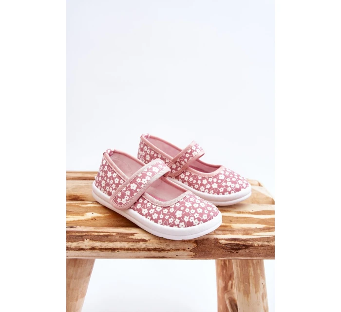 Dětské balerínky na suchý zip v růžové model 21610949 - Boto