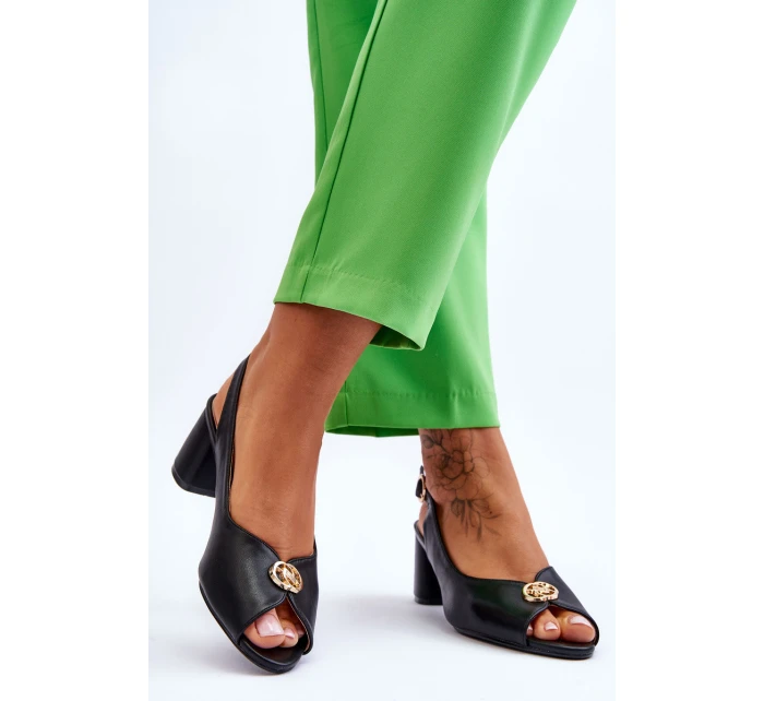 Modne Skórzane Sandały Na Obcasie Czarne Hette