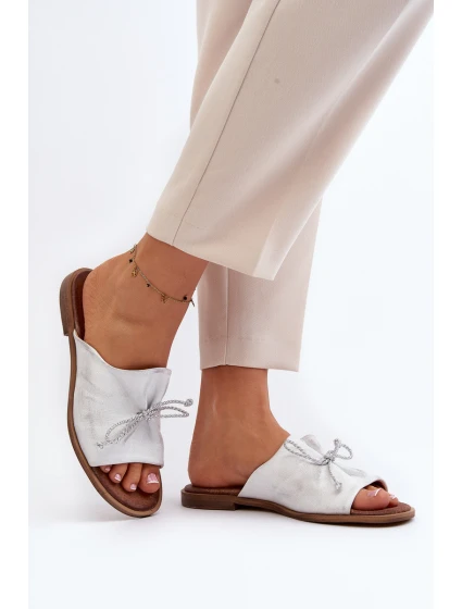 Kožené dámské žabky model 21646105 stříbrné - Zazoo