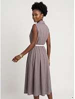 model 22214885 Elegantní midi košilka se zlatými knoflíky a páskem šedá - numoco basic