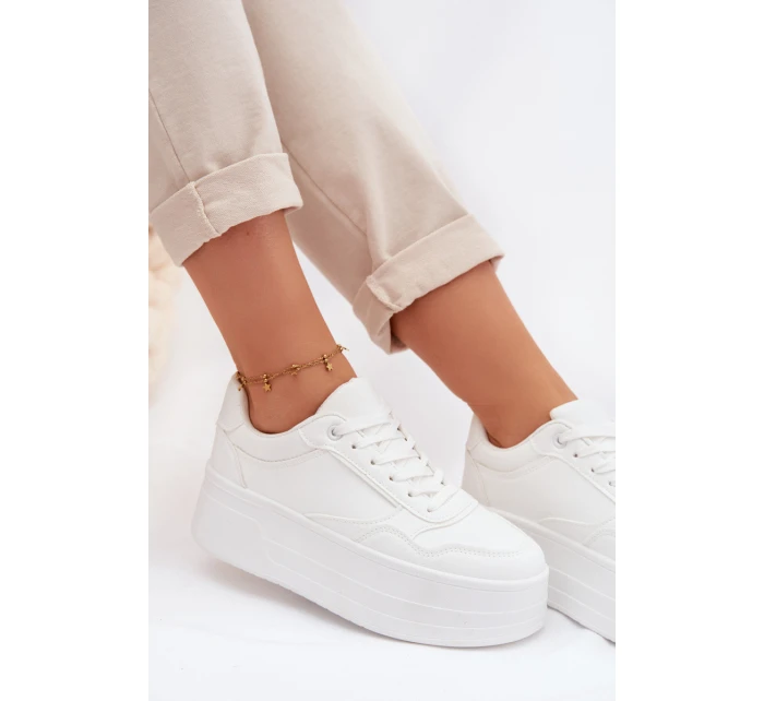 Dámské tenisky na masivní platformě bílé model 21954576 - Boto