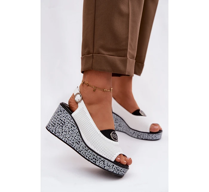 Kožené sandály na platformě model 22101381 bílé - S.Barski Kožené sandály na platformě model 22101381 bílé - S.Barski