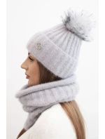 Dámská zimní souprava s bambulí a model 21762695 šedý - K-Fashion