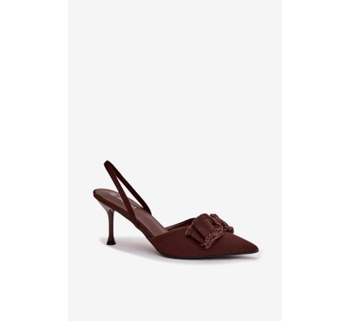 Sandále na podpätku model 224468 Krok vo veľkom štýle Sandále na podpätku model 224468 Krok vo veľkom štýle