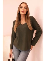 Dámsky viskózový sveter s výstrihom do V tmavej khaki farby Dámsky viskózový sveter s výstrihom do V tmavej khaki farby