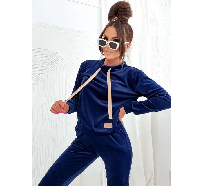 Tmavomodrá dámska velúrová súprava (637)