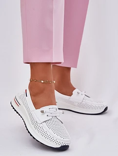 Kožené dámské polobotky na platformě bílé model 21696975 - EVENTO