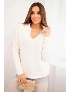 Dámský svetr z baby alpaky s límcem a výstřihem do V ecru