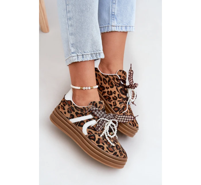 Dámské tenisky na platformě s ozdobami v vzoru hnědé model 21688403 - Boto Dámské tenisky na platformě s ozdobami v vzoru hnědé model 21688403 - Boto