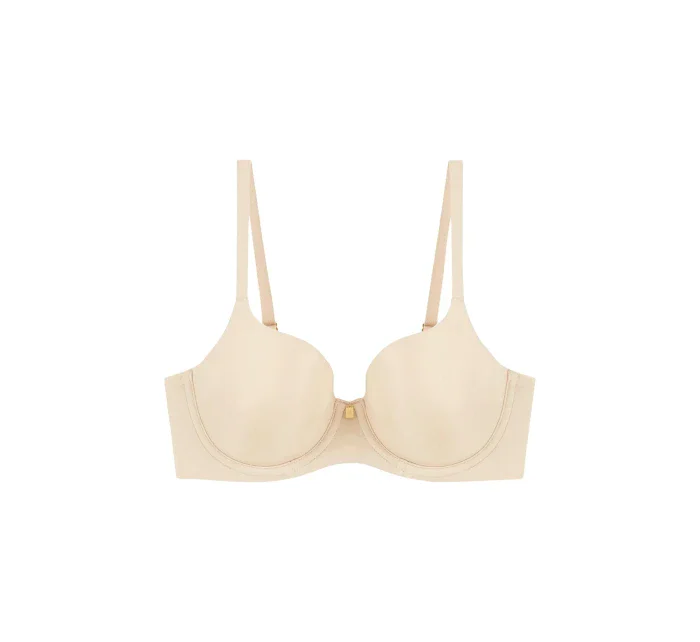 Body MakeUp Essentials WP beige model 19676587 - Triumph